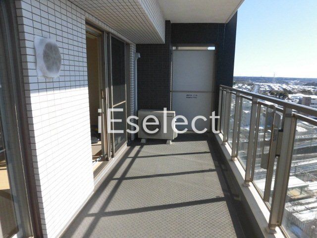 バルコニー　お洗濯物はこちらで