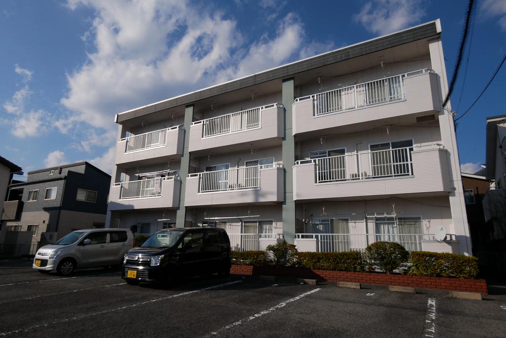 建物外観　コンフォート22　201　2LDK　角部屋 駐車場付　※同じ
