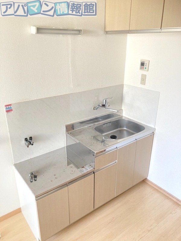 キッチン　※別号室のお写真になります