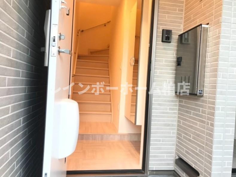 玄関　シンプルで使いやすい玄関です