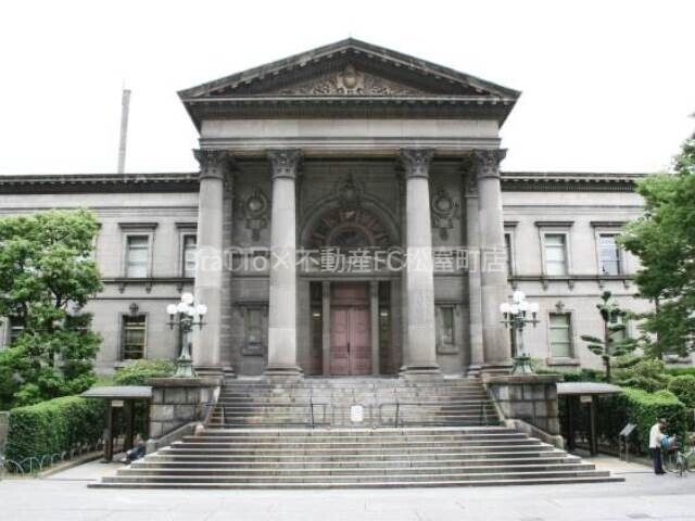 図書館　大阪府立中之島図書館（図書館）まで3032m