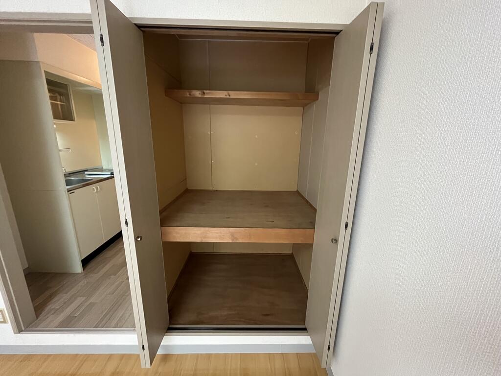 収納　クローゼット付きで収納も困りません☆（※同仕様写真）