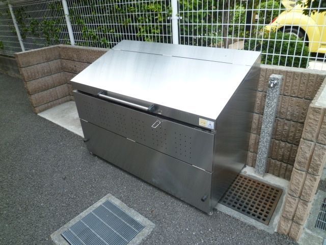 その他共有部分　☆専用ごみ置き場☆