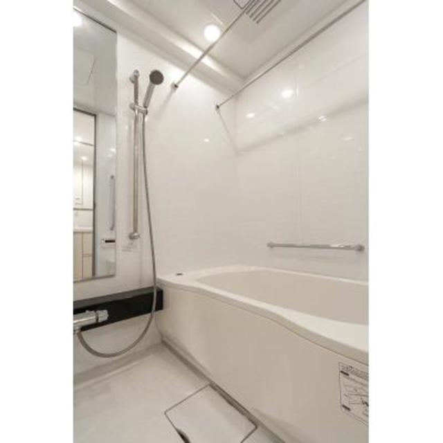 バス・シャワールーム　※写真は同タイプ住戸です。