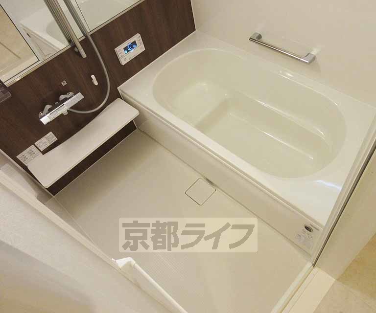 バス・シャワールーム　ゆったりつかれるお風呂です