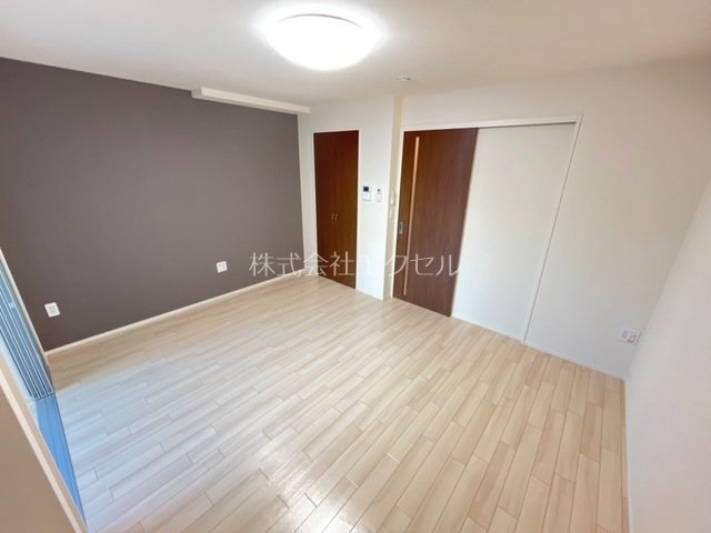 その他部屋・スペース　9.6帖の広々としたお部屋♪