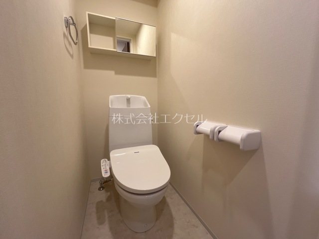 トイレ　温水洗浄便座付きのトイレ♪