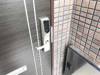 玄関　玄関（イメージ）