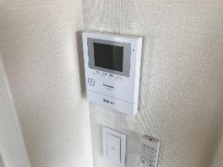 セキュリティ　テレビモニターホン付きです！
