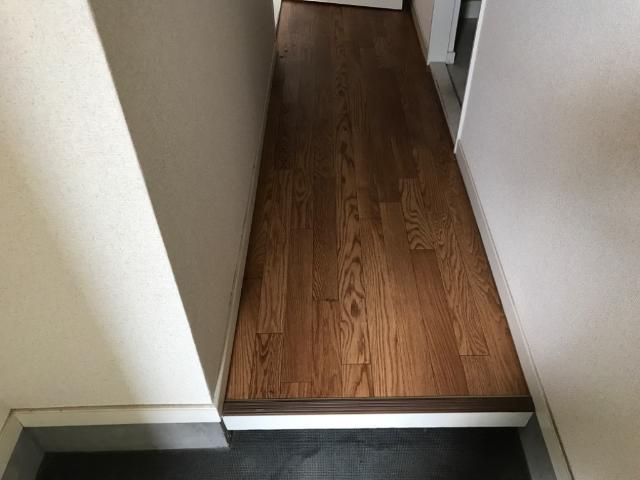 エントランス　廊下