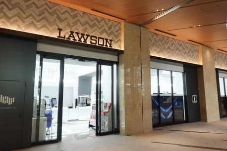 コンビニ　ローソンModel　T東京ポートシティ竹芝店（コンビニ）まで202m