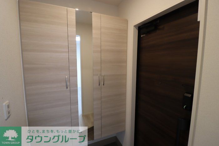 玄関　★お問い合わせはタウンハウジングまで★