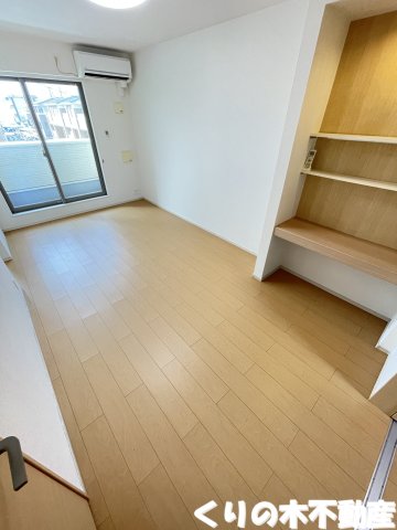 居室・リビング　ゆったり過ごせる居間です