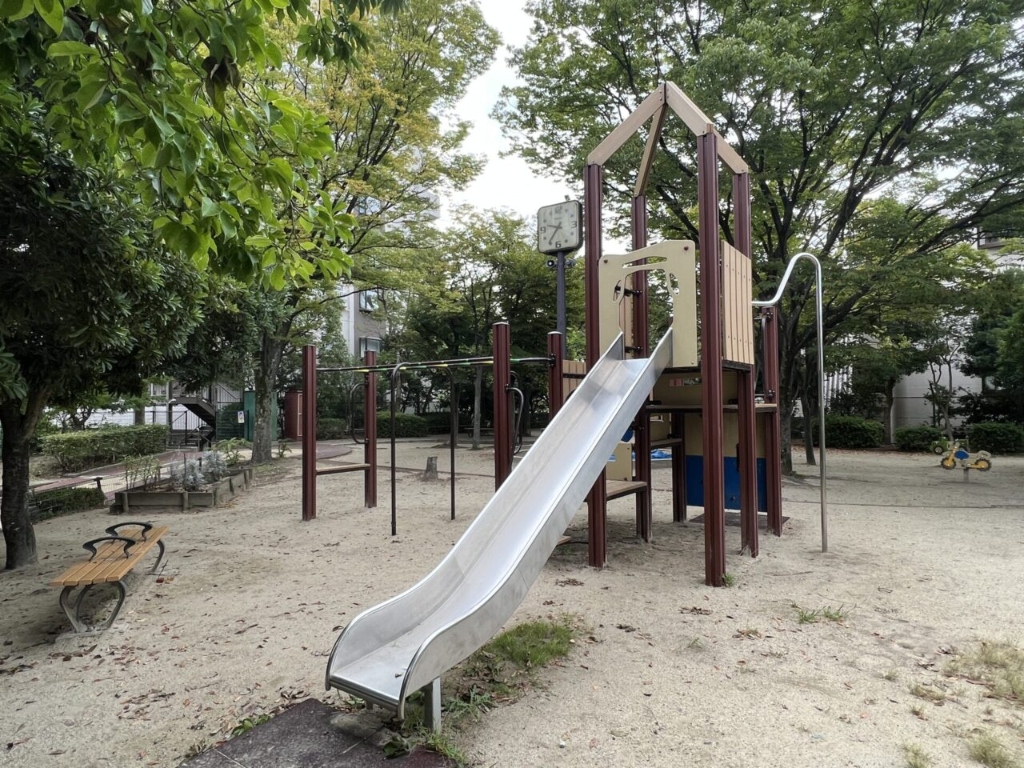 公園　上新田4丁目公園（公園）まで267m