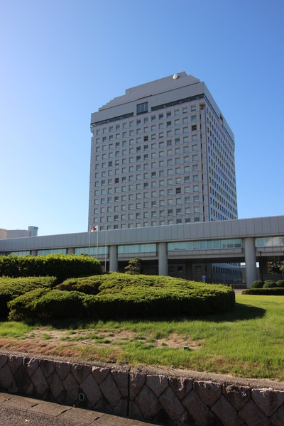 役所　新潟県庁（役所）まで561m