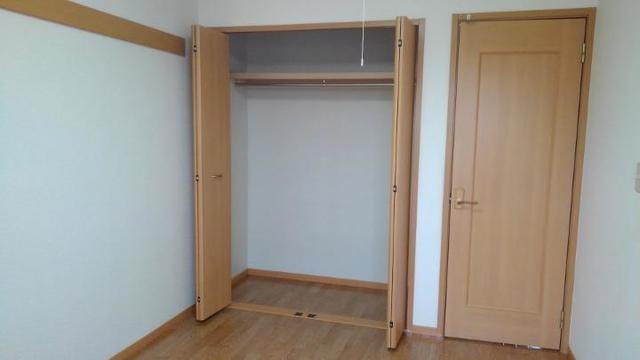 収納　図面と現状に相違がある場合には現状を優先