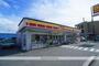 コンビニ　デイリーヤマザキ　西大寺菅原町店（コンビニ）まで875m