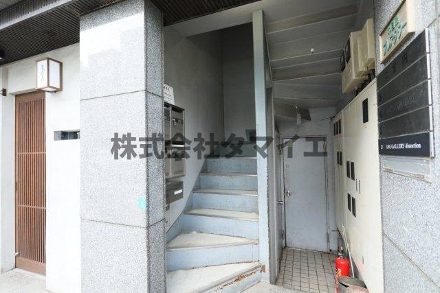 ロビー　建物の内部です