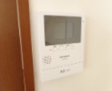 セキュリティ　モニター付きインターホンです。