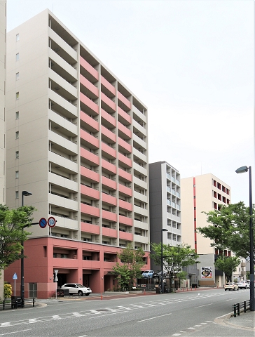 建物外観　最寄り駅まで徒歩6分圏内の人気マンション