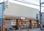 コンビニ　セブンイレブン 足立梅島駅北店（コンビニ）まで220m