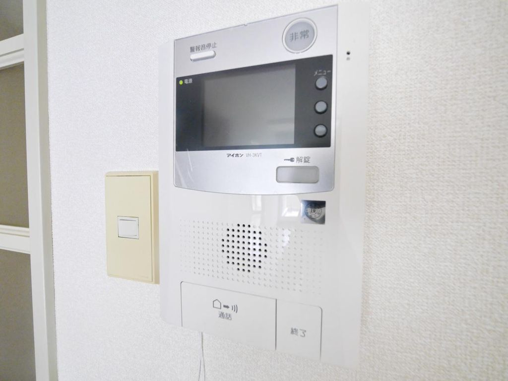 セキュリティ　同物件別部屋写真