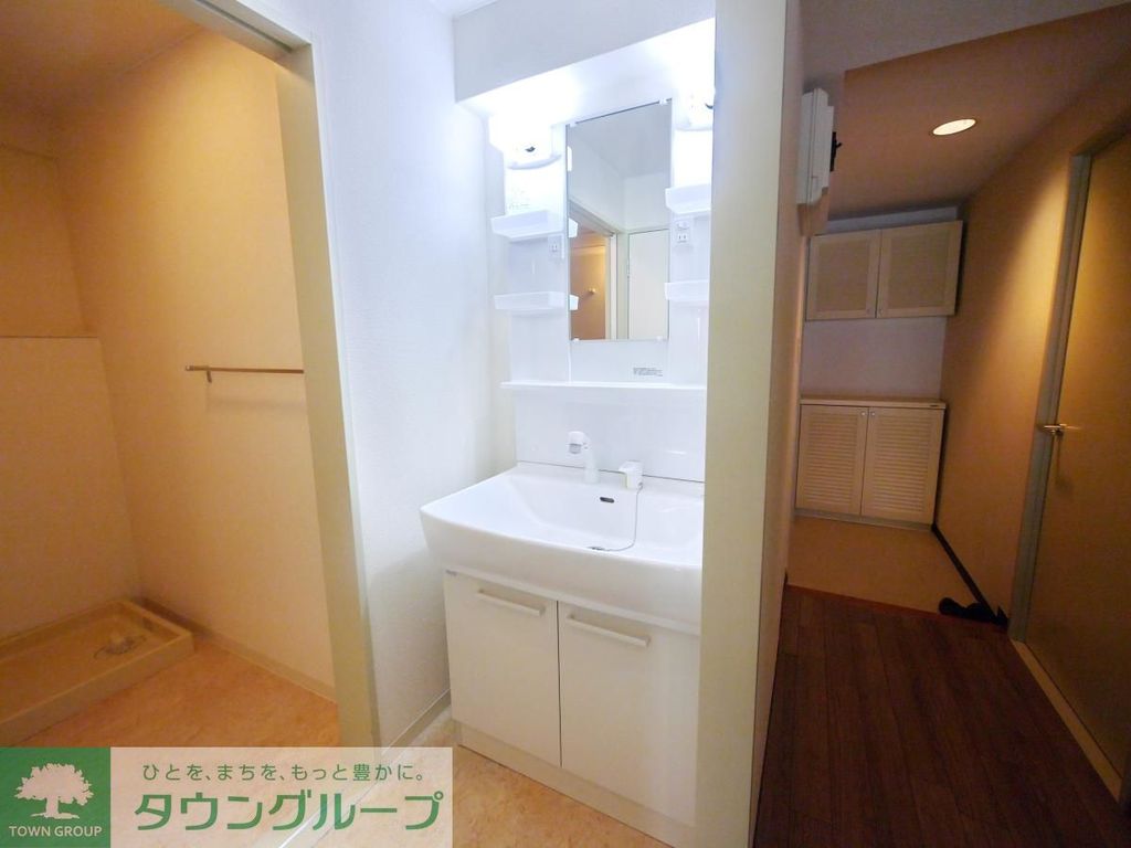 洗面設備　同物件別部屋写真