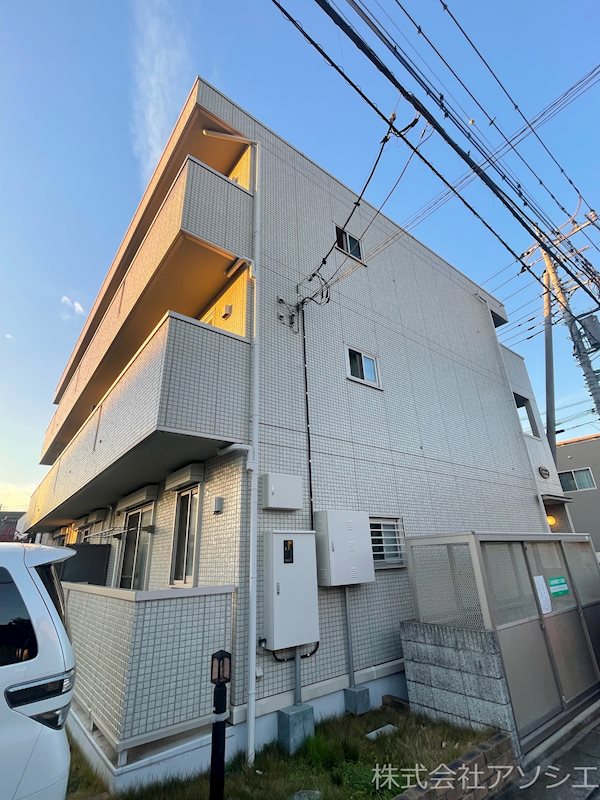 建物外観　クラールのご紹介は住まいの窓口アソシエにお任せ下さい。