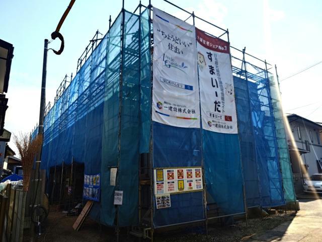 建物外観　建築中