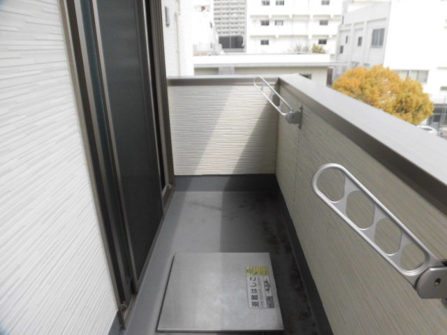 バルコニー　広々としたバルコニーです