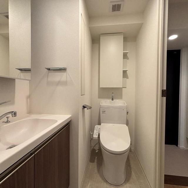 トイレ　コンパクトで使いやすいトイレです