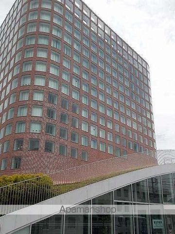 役所　福生市役所（役所）まで800m