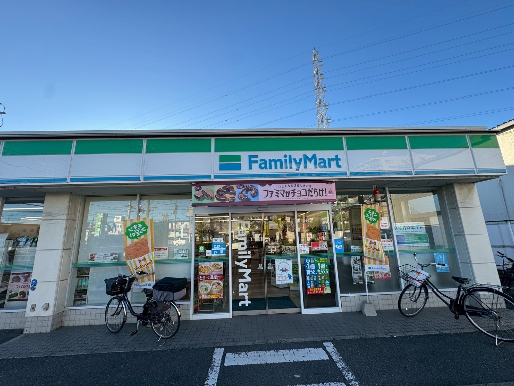 コンビニ　ファミリーマート 南花畑店（コンビニ）まで203m