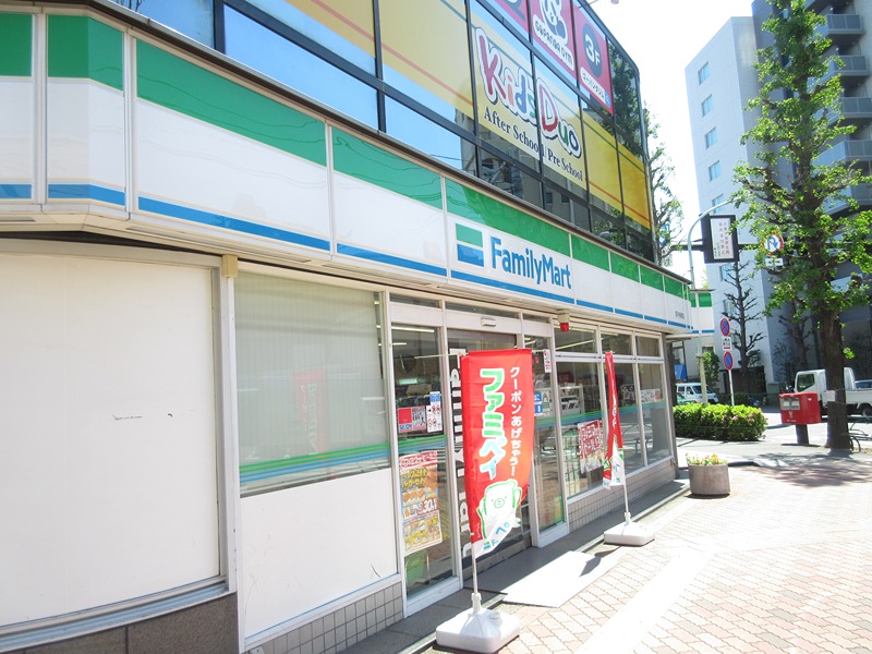 コンビニ　ファミリーマート 高円寺陸橋店（コンビニ）まで465m