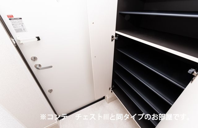 収納　同施工参考写真になります。