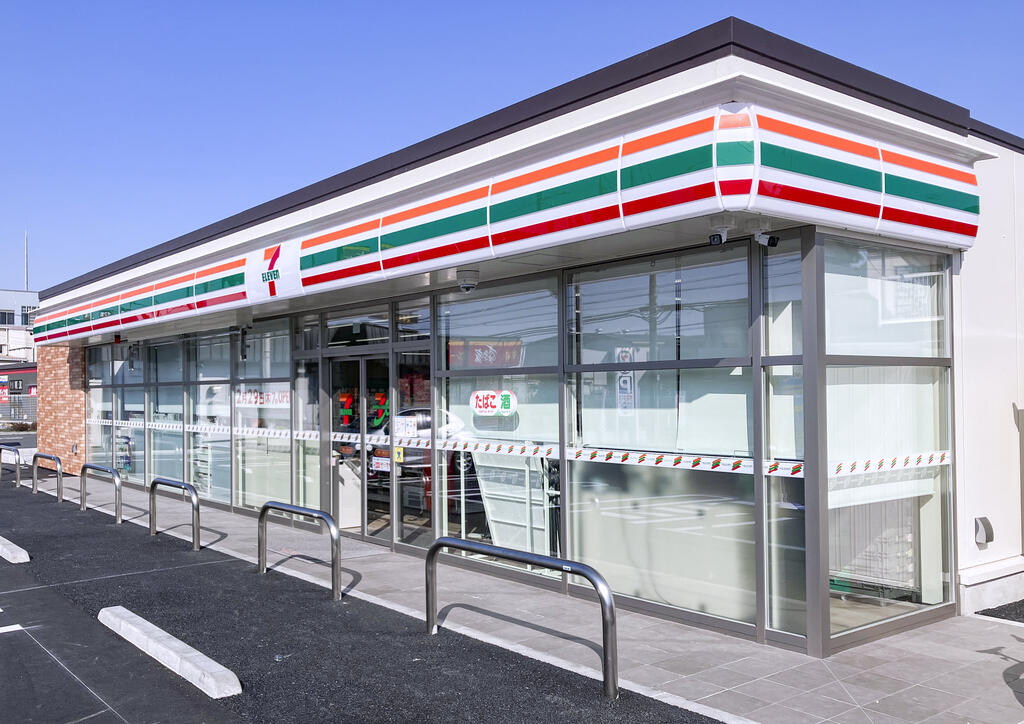 コンビニ　セブンイレブン広島川内2丁目店（コンビニ）まで670m