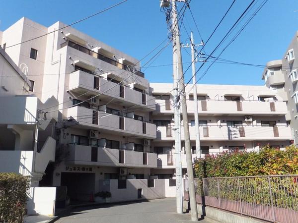 建物外観　タイル張り