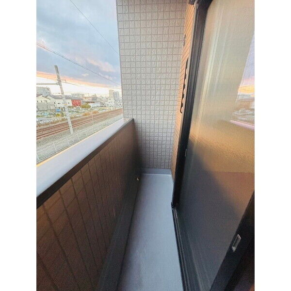バルコニー　建築中