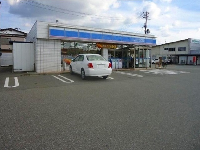 コンビニ　ローソン秋田仁井田本町店（コンビニ）まで586m