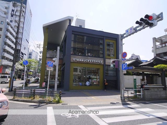 飲食店　スターバックス（飲食店）まで670m