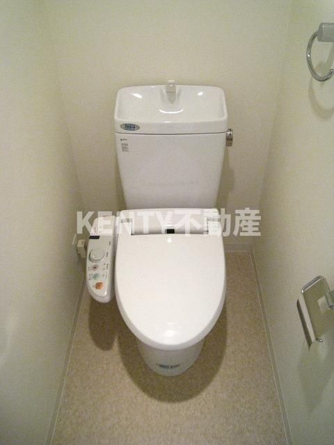 トイレ　清潔感のあるトイレです