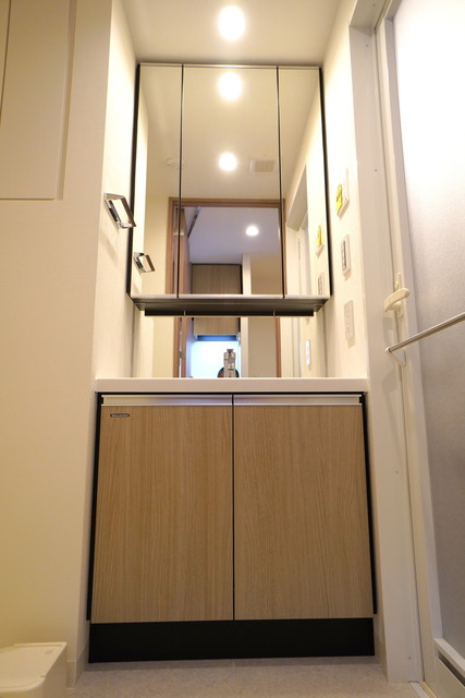 洗面設備　※写真は同タイプ住戸です。