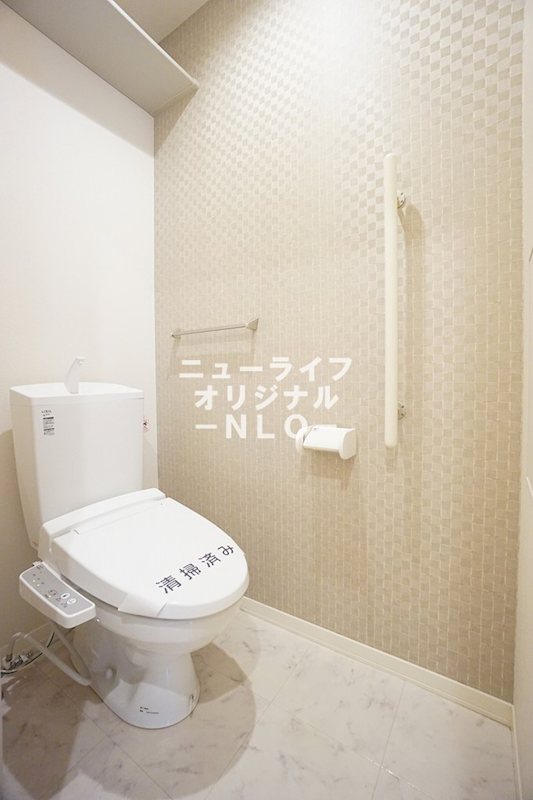 トイレ　毎日使うものだから、人に優しく清潔な温水洗浄機能付きトイレ☆