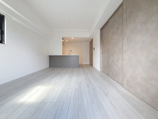 S-RESIDENCE博多駅東awesomeの居間写真