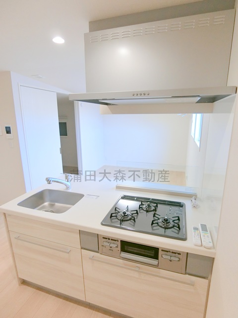 キッチン　3口ガスカウンターキッチンキッチン