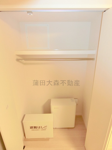 収納　洋室6帖の収納　クローゼット