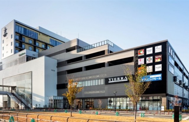 ショッピングセンター　ビエラ岸辺健都（ショッピングセンター）まで239m