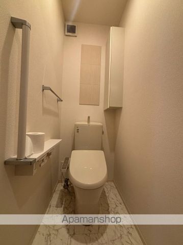 ＪＲ山陽本線 北長瀬駅 徒歩11分 3階建 築9年のトイレ写真