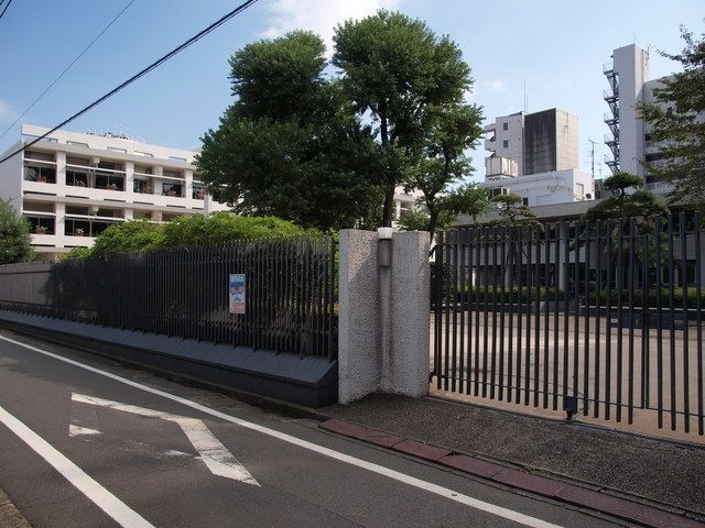 高校・高専　私立立川女子高校（高校・高専）まで787m