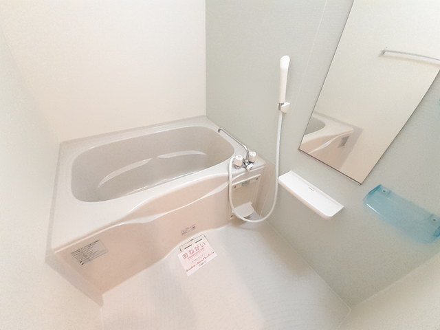 バス・シャワールーム　お風呂で日々の疲れを落としましょう